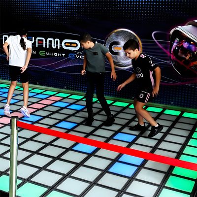 Northern Lights Game Room Super Grid Door activeren Lava Game LED vloer