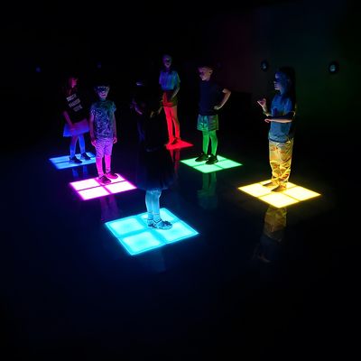 Goede prijs Jumping LED Dance Floor Tile Jumping Grid Interactief spel voor pretpark online