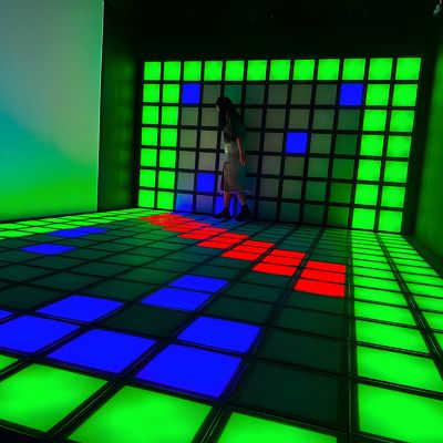 Goede prijs RGB Infinity Panels Interactieve 3D Interactieve LED Floor Game RGB Dansvloer online