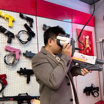 Goede prijs Virtual Reality Gun Shooting Game Machine, meeslepende VR-pistool ervaring voor volwassenen online