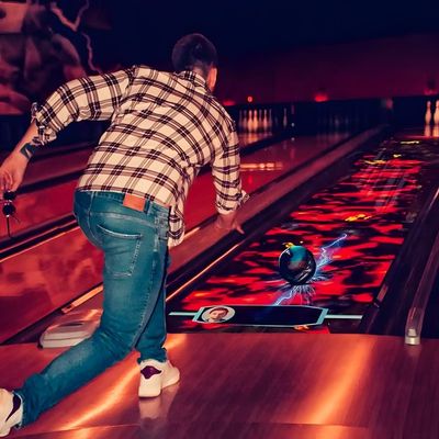 Goede prijs Bowlingmachine Set Bowlingapparatuur Stript Pinsetter Steeg Bowlingmachine online