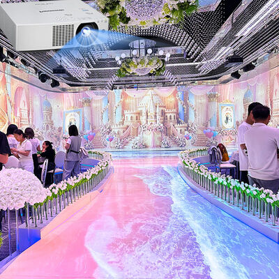 Goede prijs Immersive Projectie Interactieve Wandprojectie met 5200 Lumen Helderheid 1920*1200 Resolutie en 1-20 Kanalen voor Restaurant Hotel Decoratie online
