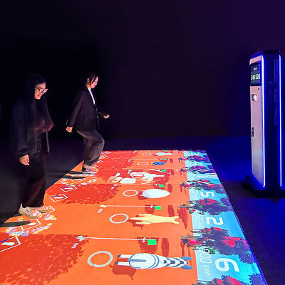 Goede prijs SAIO Next-Gen interactieve vloerprojector van 5000 lumen met meer dan 40 games en plug-and-play-mobiliteit online