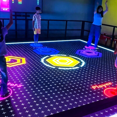 Goede prijs Interactief LED-vloerspel met 6m*6m/7m*7m 86-inch scherm, 6 populaire games en multiplayer ondersteuning voor 1-6 spelers online