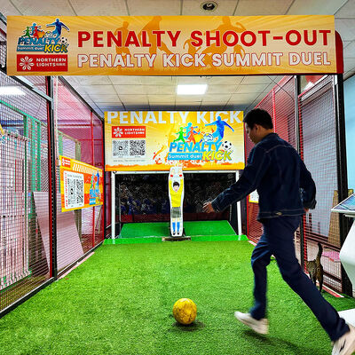 Goede prijs Interactieve voetbaldoel-uitdagingsmachine met HD-scherm voor 1-4 spelers en hoogwaardig ijzeren frame online