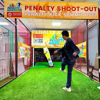 Goede prijs Interactieve Voetbal Doel Uitdagingsspel met 4x8x3m Binnenruimte voor 1-4 Spelers en Hoogwaardig IJzeren Frame online