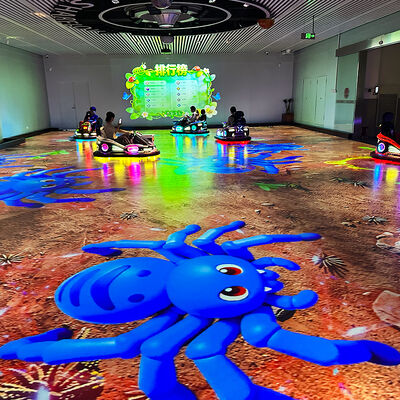 Goede prijs Ground Projection Interaction Bumper Car met 6000 lumens projectoren, 8 ingebouwde games en aangepaste ruimte voor indoor speeltuinen online