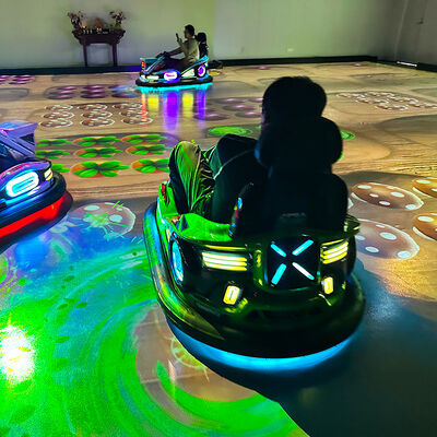 Goede prijs Ground Projection Interaction Bumper Car met 8 thematische games, op maat gemaakte ruimtebehoefte en 36V batterij voor indoor entertainment online
