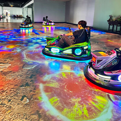 Goede prijs Gepersonaliseerd Layout Ground Projection Kart-systeem met 36V batterij en 8 ingebouwde games voor indoor entertainment online