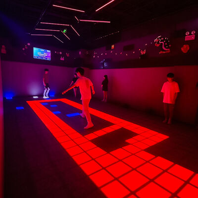 Goede prijs Interactieve LED Vloer met 280+ Spelniveaus en RGB Kleur voor Modulaire 100-900 Tegels Actieve Spel LED Vloer Lay-outs online